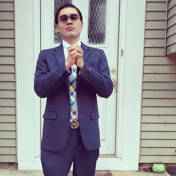 Meet your Posher, James - Picture 1 of 1